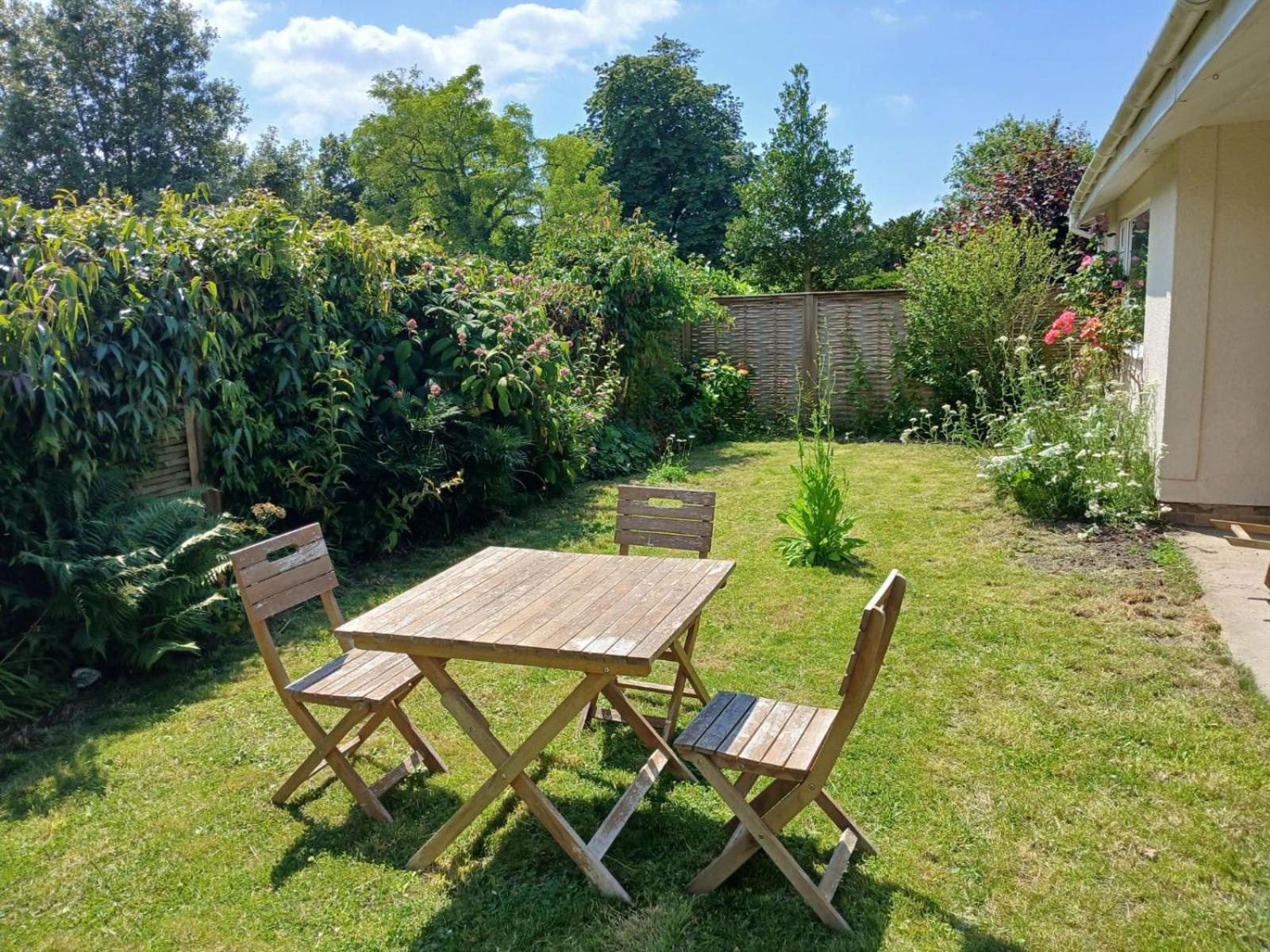 Peaceful Glastonbury Bungalow - Ideally Located Exteriér fotografie